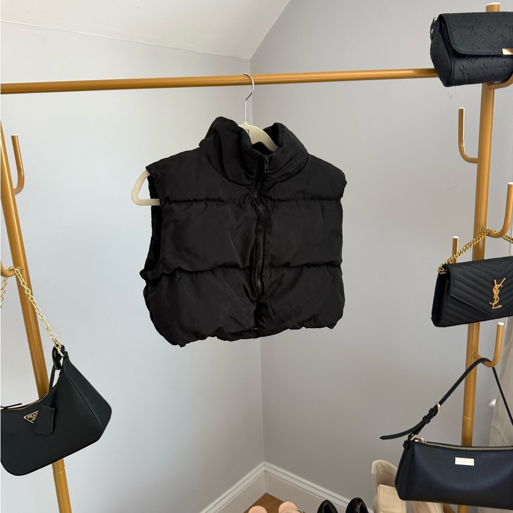 Black Puffer Vest for Women